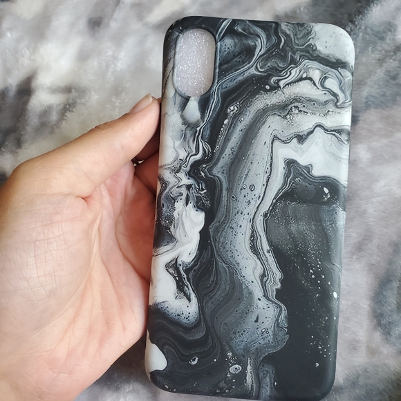 IPhone X case bundle - Picture 2 of 4
